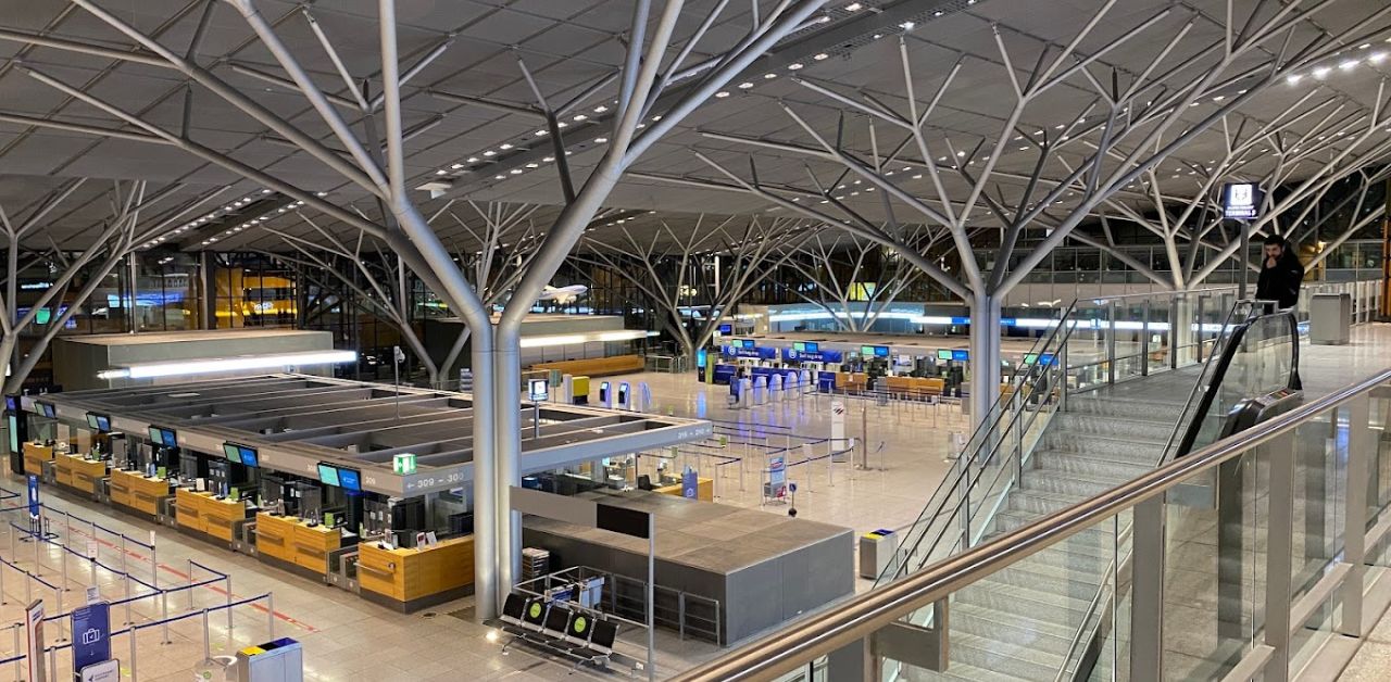 Vietnam Airlines STR Terminal