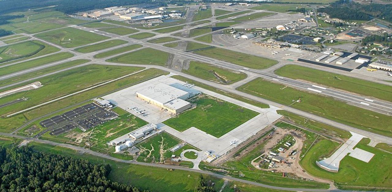 Delta Airlines SAV Terminal