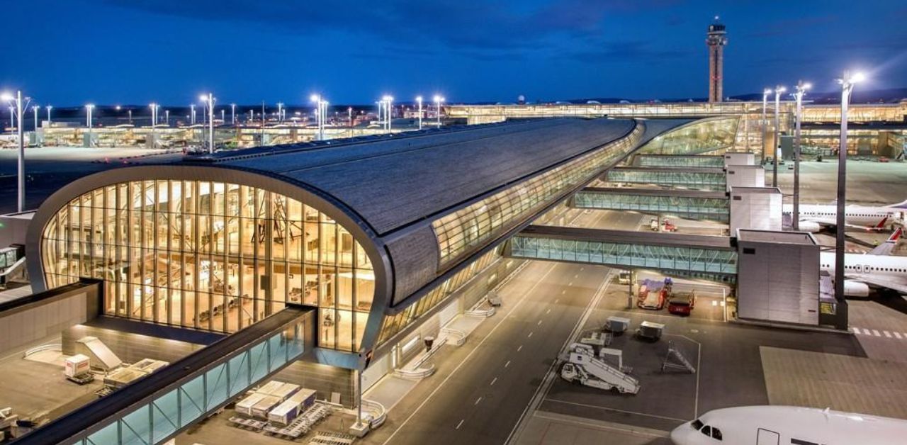 Emirates Airlines OSL Terminal