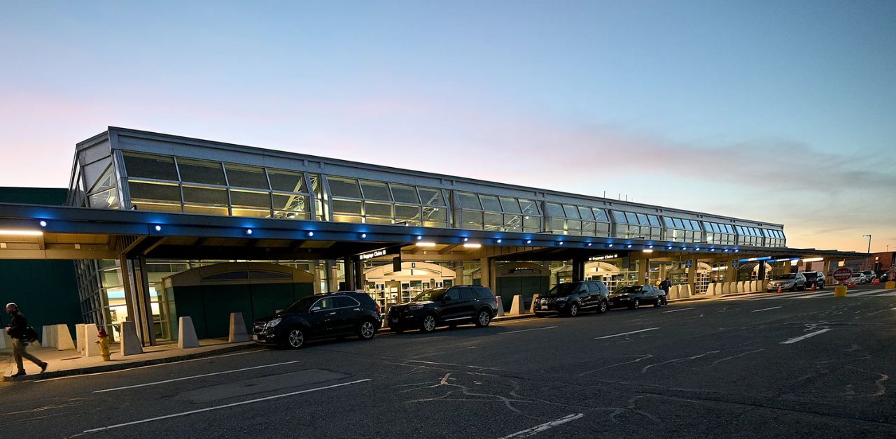 Eva Air ORH Terminal