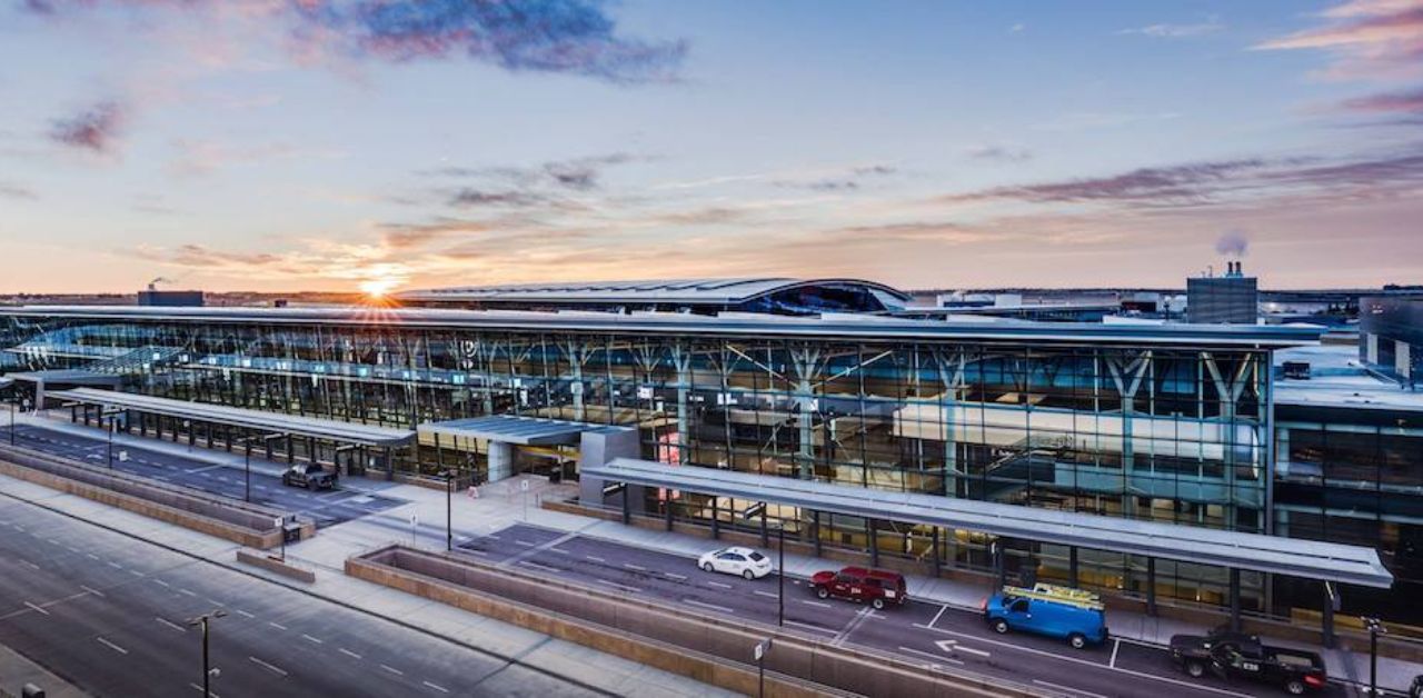 Qatar Airways YYC Terminal