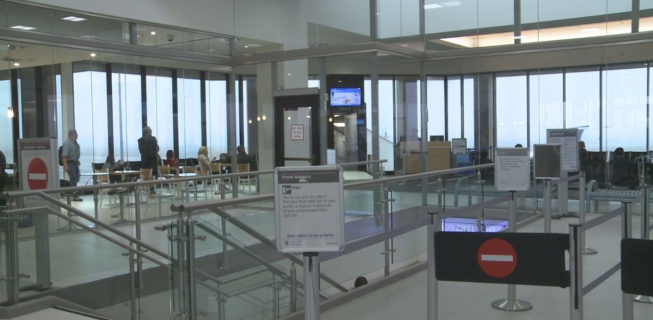 United Airlines CLL Terminal