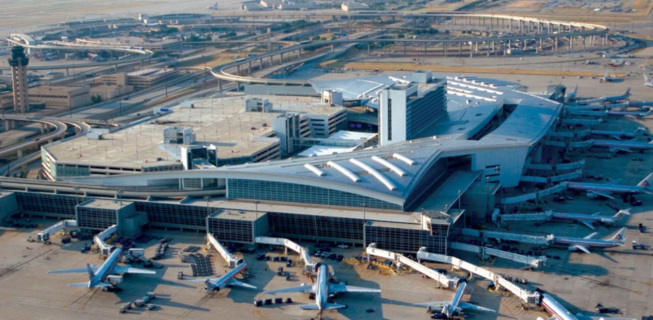 United Airlines DFW Terminal