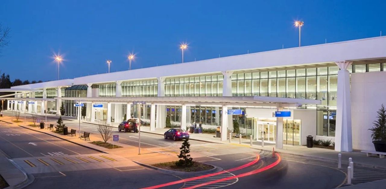 United Airlines GSP Terminal