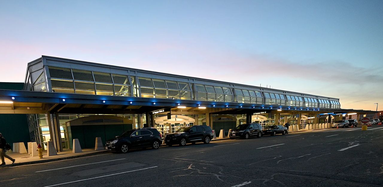 United Airlines ORH Terminal