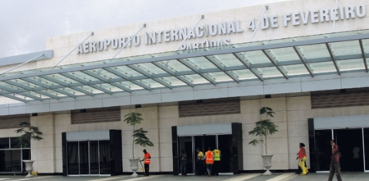 Aeroflot Airlines LAD Terminal – Quatro de Fevereiro Airport