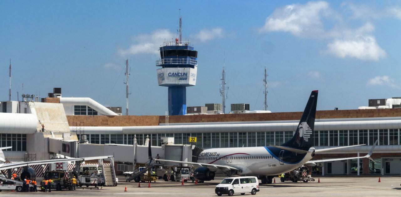 Aerolineas Argentinas Airlines CUN Terminal - Cancun International Airport