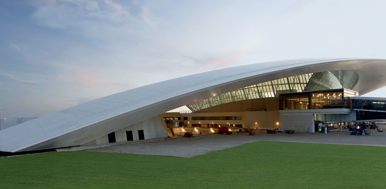 Aerolineas Argentinas Airlines MVD Terminal - Carrasco International Airport