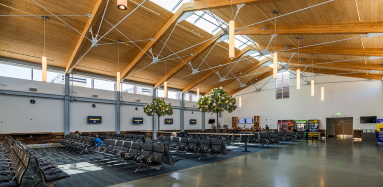 Aerolineas Argentinas Airlines STS Terminal - Charles M. Schulz–Sonoma County Airport