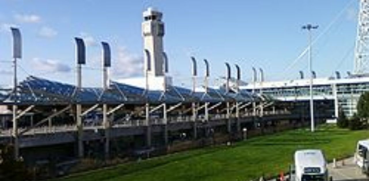 Spirit Airlines CLE Terminal – Cleveland Hopkins International Airport (1)