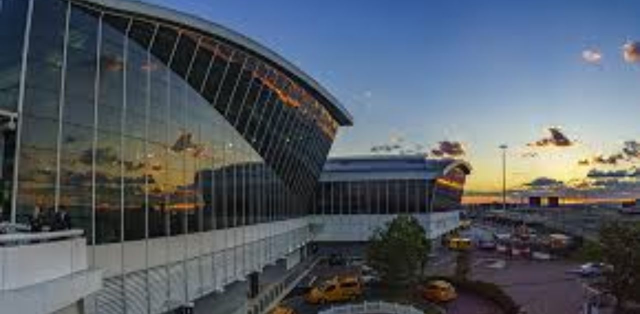 Spirit Airlines SWF Terminal – New York Stewart International Airport (1)