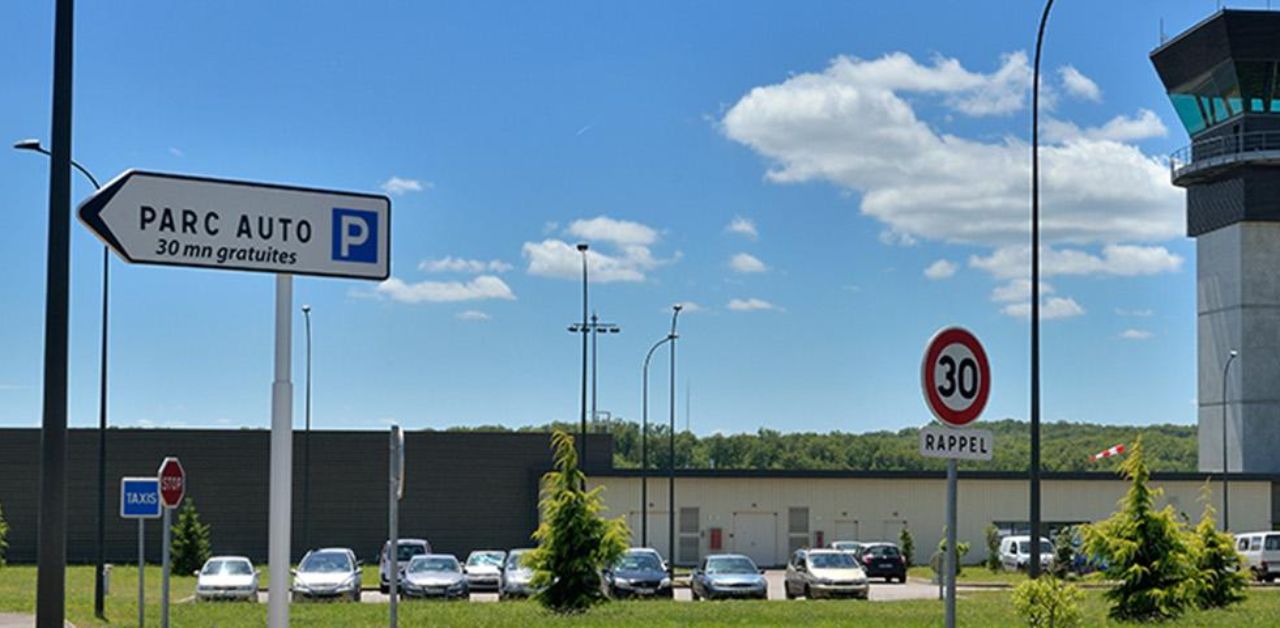 Air France BVE Terminal – Brive–Souillac Airport (1)