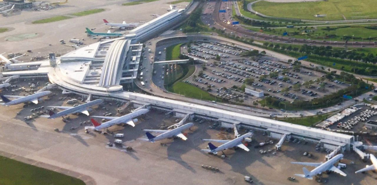 Air France ORD Terminal – Chicago O'Hare International Airport (1)