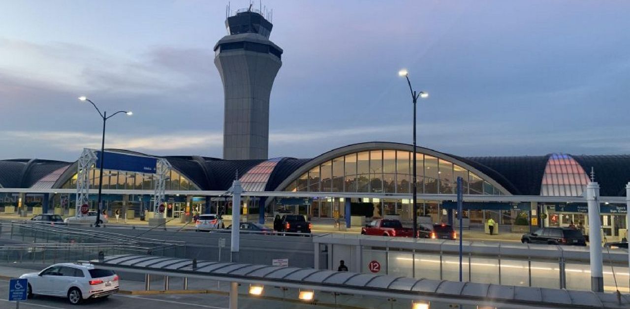 Air France STL Terminal – St. Louis Lambert International Airport (1)
