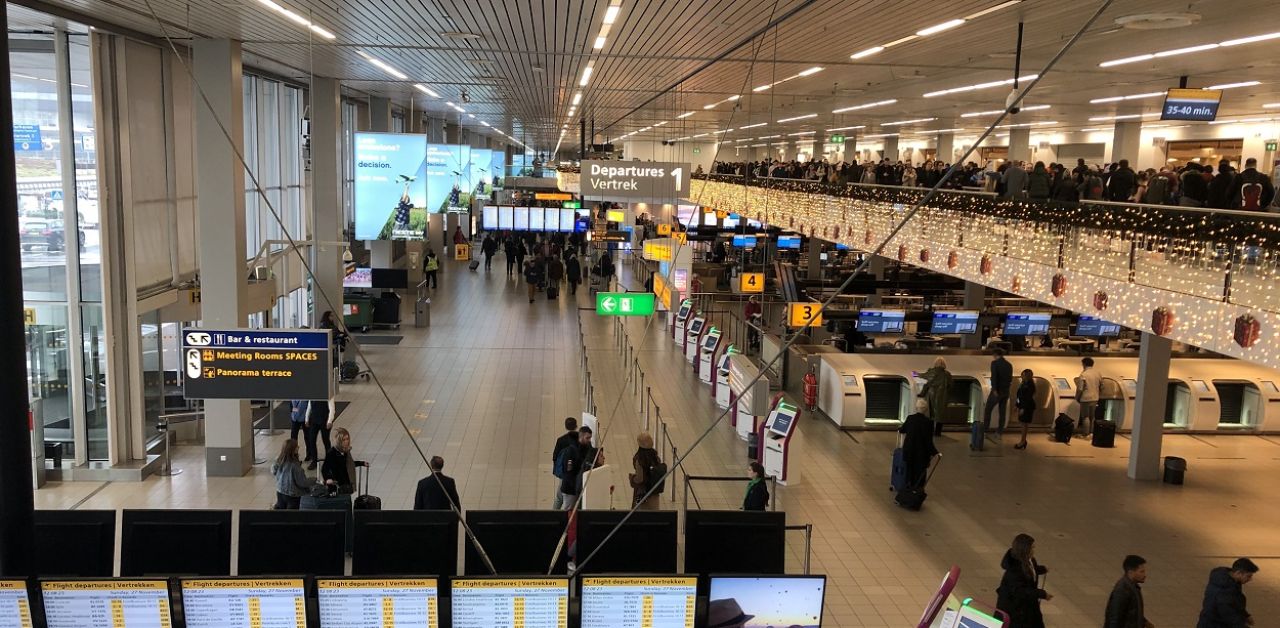 Air France AMS Terminal – Schiphol Amsterdam Airport (1)