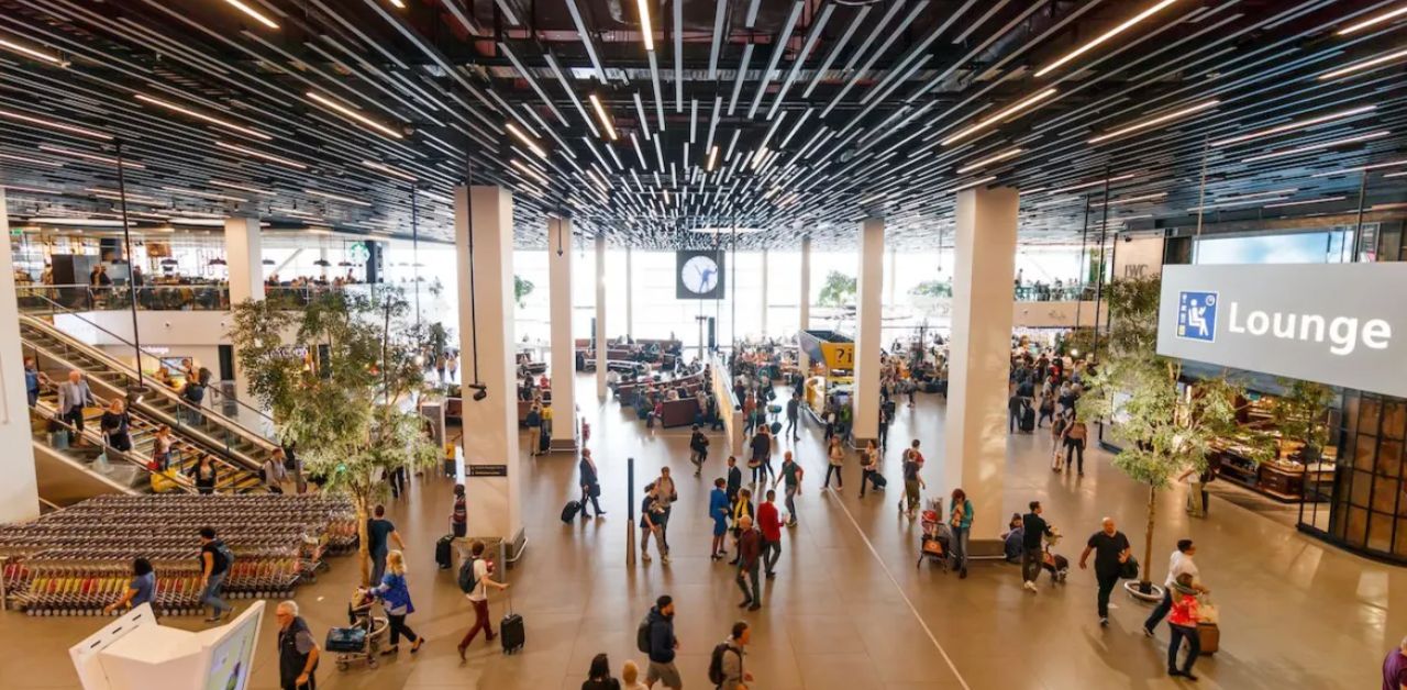 British Airways AMS Terminal – Amsterdam Airport Schiphol
