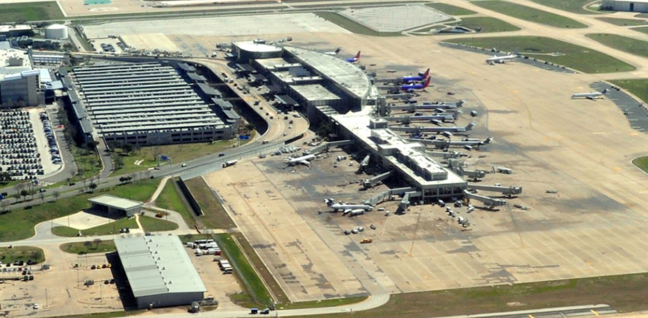 British Airways AUS Terminal – Austin-Bergstrom International Airport (1)