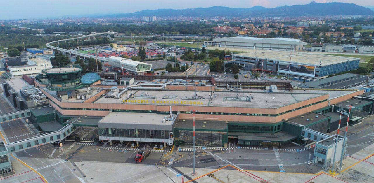 British Airways BLQ Terminal – Bologna Guglielmo Marconi Airport (1)