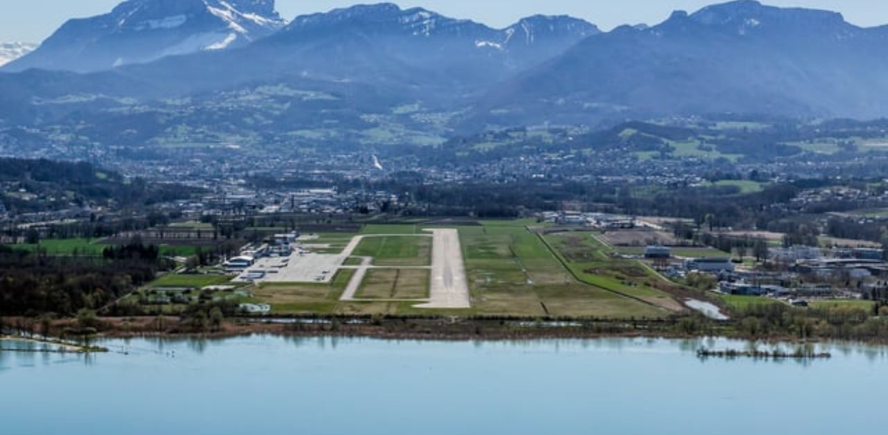 British Airways CMF Terminal – Chambery Airport (1)