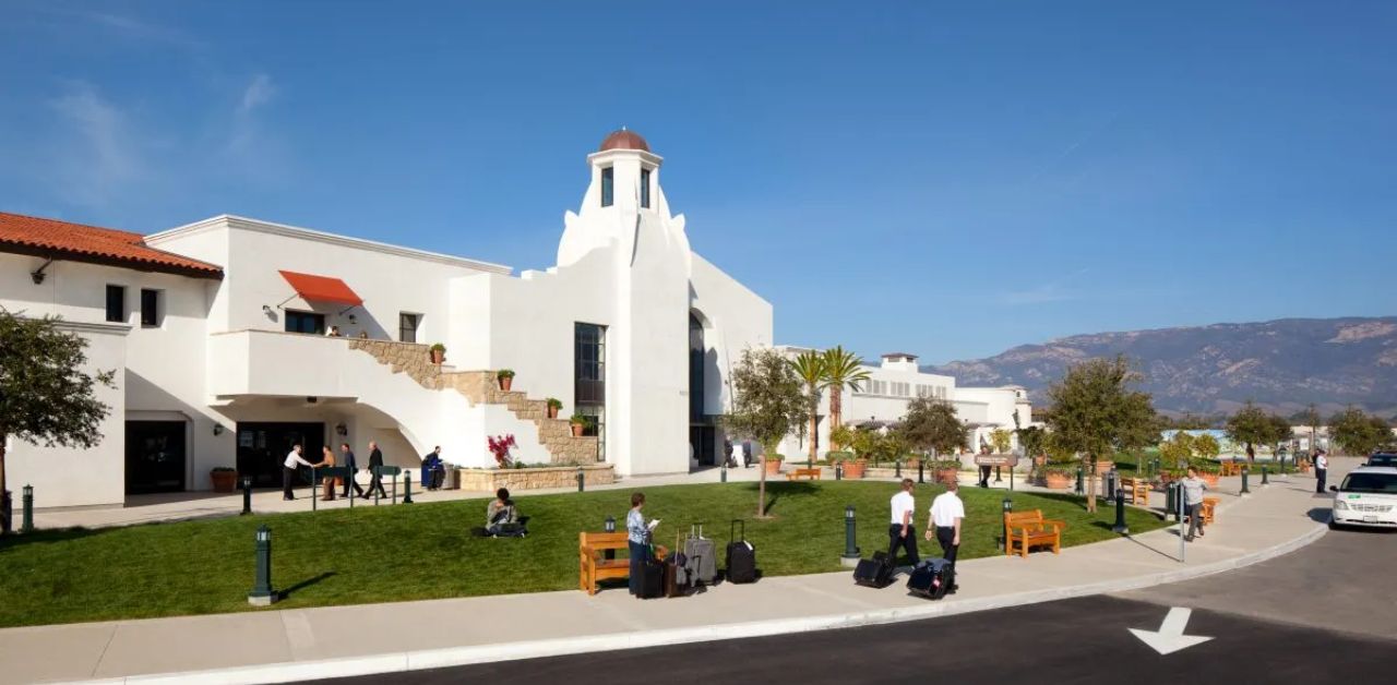 British Airways SBA Terminal – Santa Barbara Airport