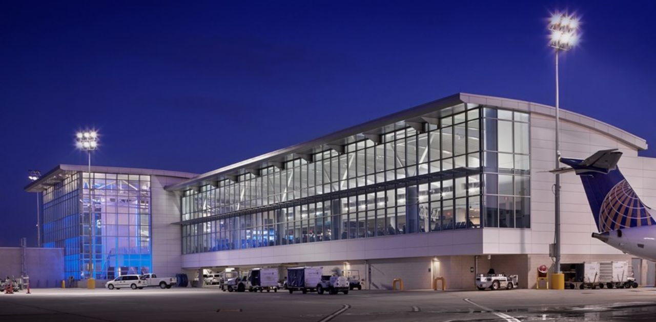 Starlux Airlines IAH Terminal – George Bush Intercontinental Airport