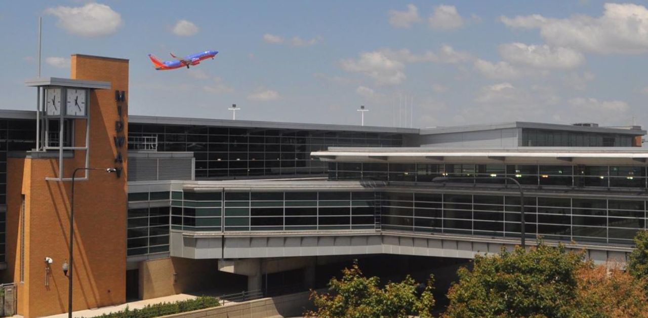 Cathay Pacific MDW Terminal – Chicago Midway International Airport