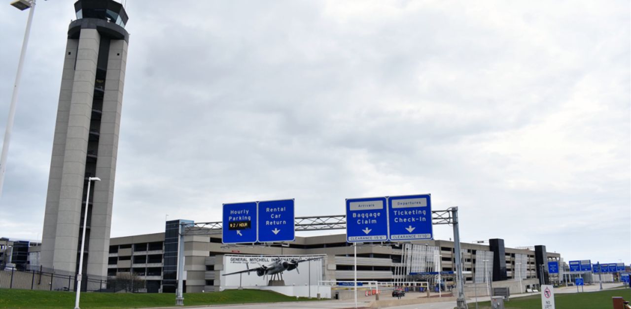 Air Canada MKE Terminal – Milwaukee Mitchell International Airport