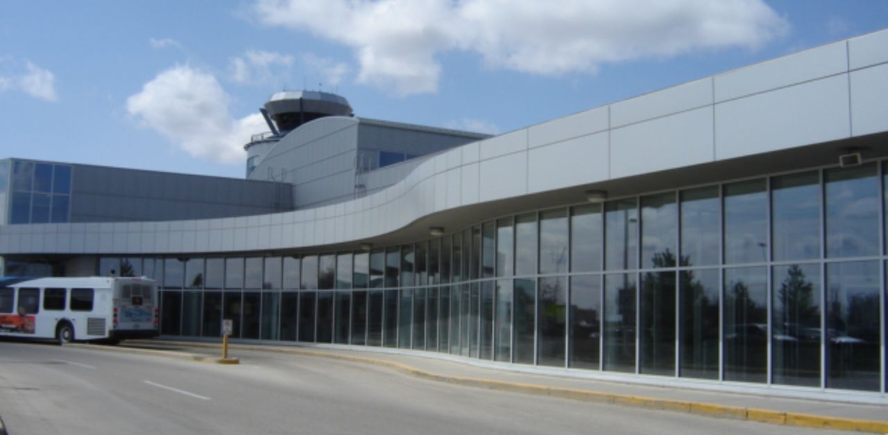 Air Canada YXE Terminal – Saskatoon John G. Diefenbaker International Airport